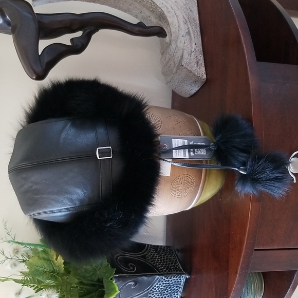 Genuine Fox Fur & leather hat - Picture 9 of 11